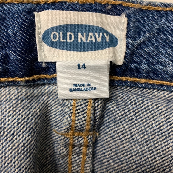 Brand new denim shorts! - Picture 3 of 3